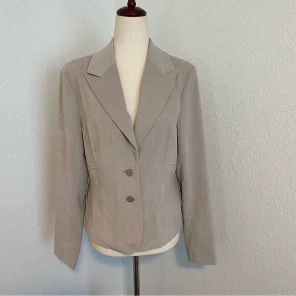 Cato Cream Tan Blazer Jacket Unique Waist & Back Detail Suede Soft Feel Size 12 - Picture 2 of 10